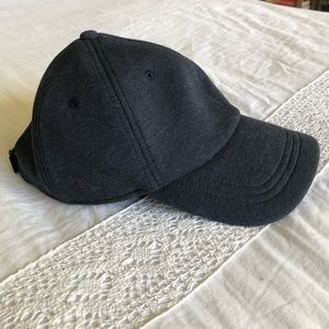 Lululemon navy blue hat